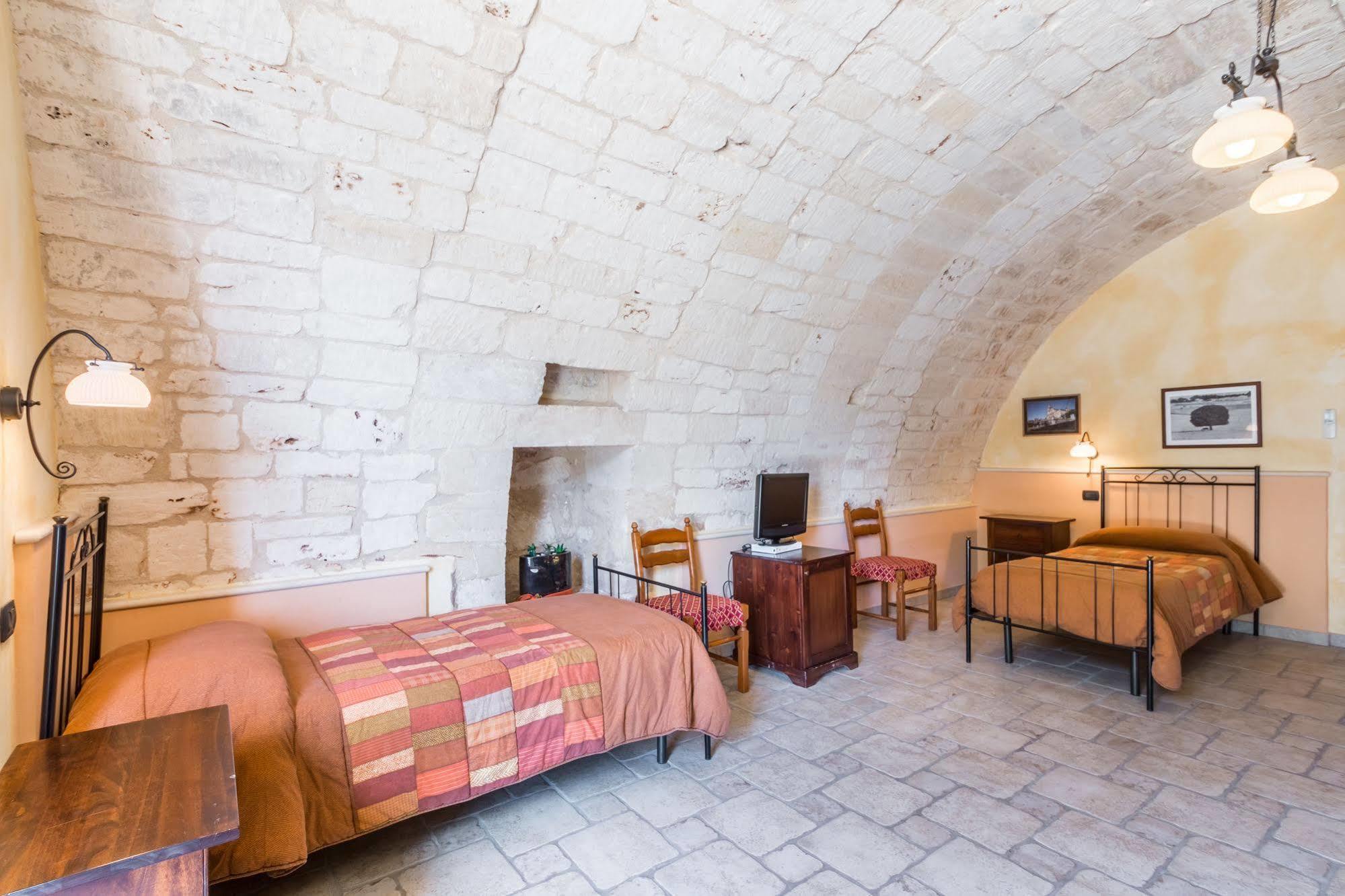 Country Hotel Casina Di Grotta Di Ferro Ragusa Bagian luar foto