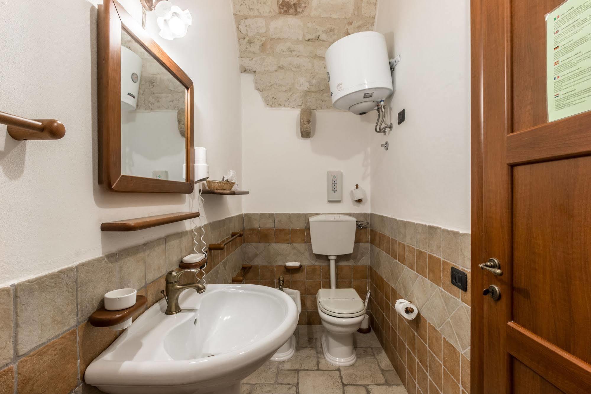 Country Hotel Casina Di Grotta Di Ferro Ragusa Bagian luar foto